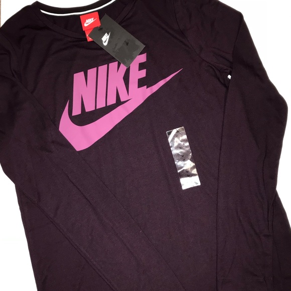 Nike Tops - Nike long sleeve top